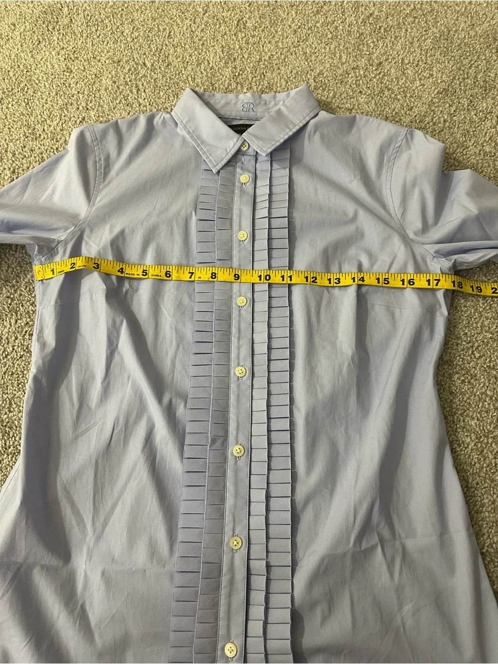 Banana Republic NWT Light Blue Pleated Tuxedo Shirt – Size S